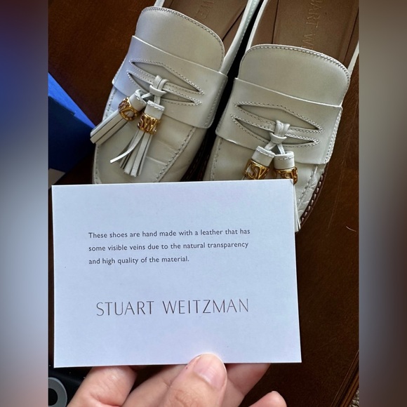 Taylor Swift lover/ Stuart Weitzman 'Manila Loafer in White - Picture 5 of 11
